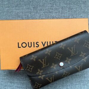 ✨  Louis Vuitton Emilie Wallet BOX NOT INCLUDED